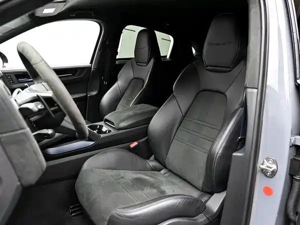 Porsche Cayenne 2024