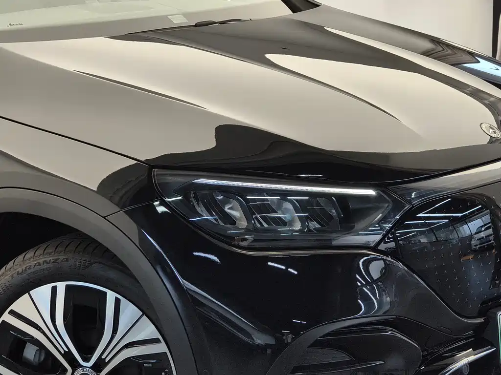 Mercedes-Benz EQE SUV 2025 — фото 19