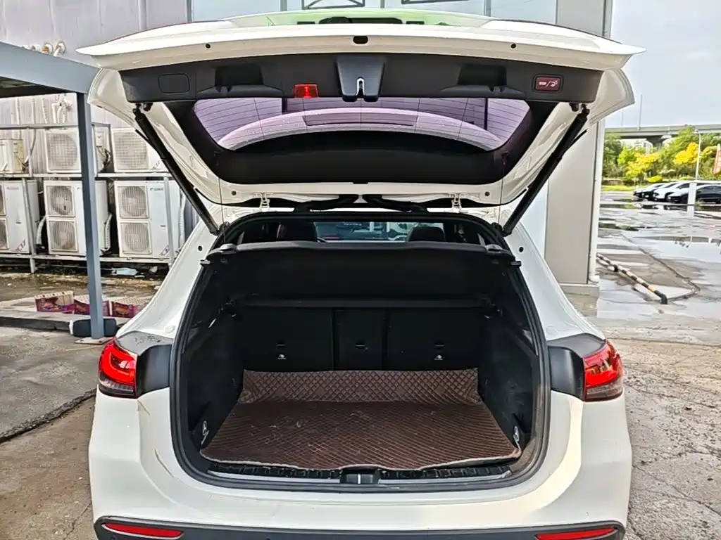 Mercedes-Benz GLA 2022 — фото 19