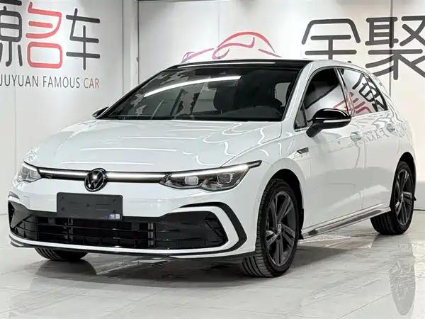 Volkswagen Golf 2024