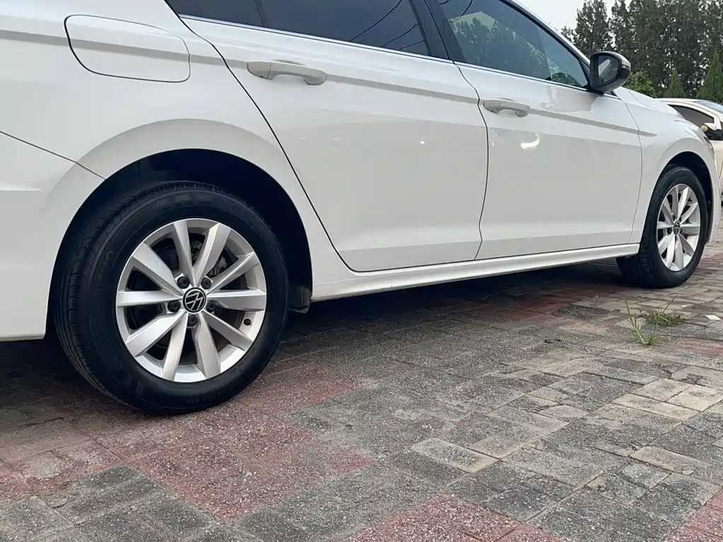 Volkswagen Bora 2021