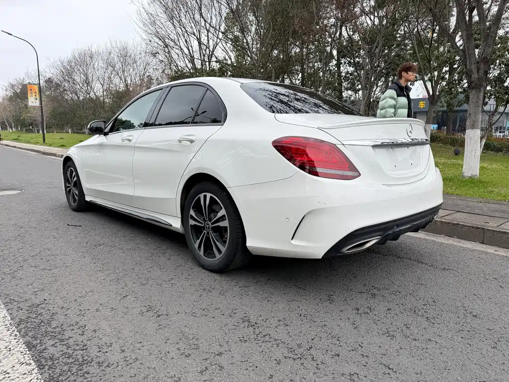 Mercedes-Benz C-Class 2019 — фото 13