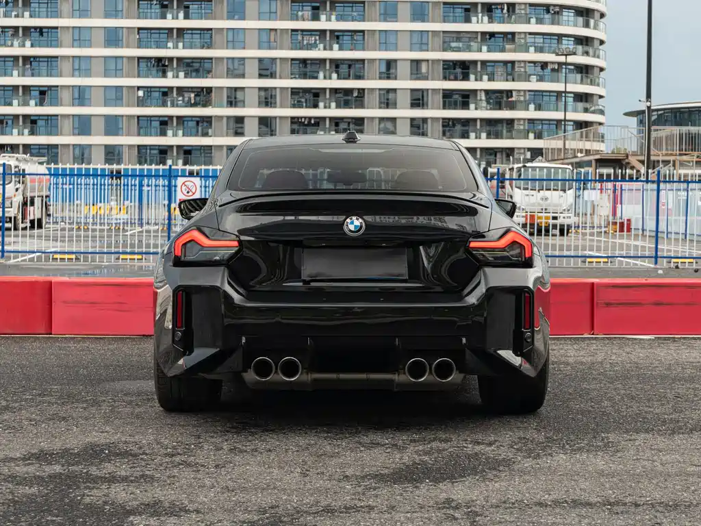 BMW M2 2024 — фото 4