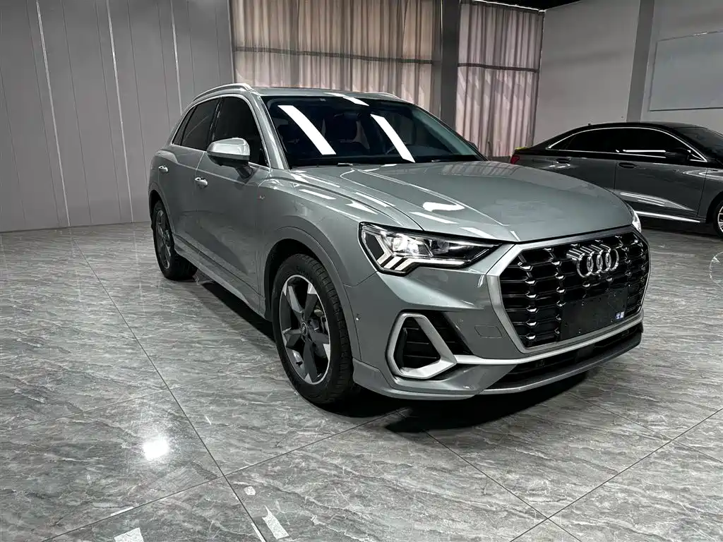 Audi Q3 2023 — фото 3