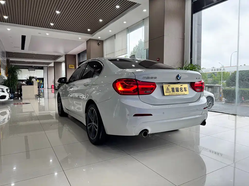 BMW 1 Series 2020