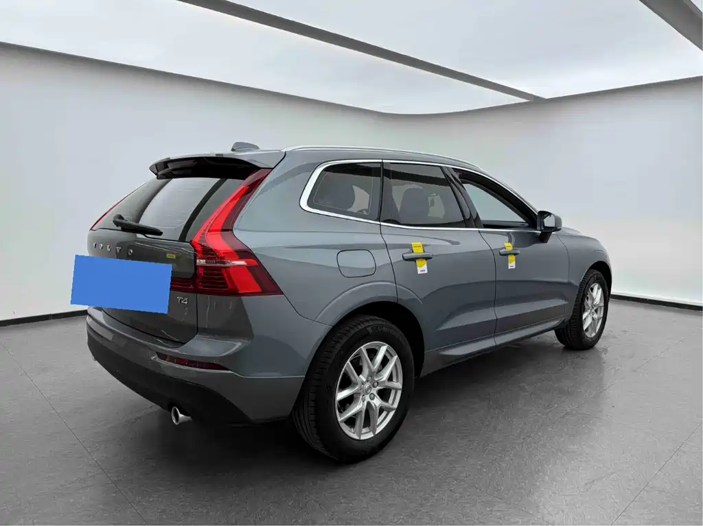 Volvo XC60 2018 — фото 4