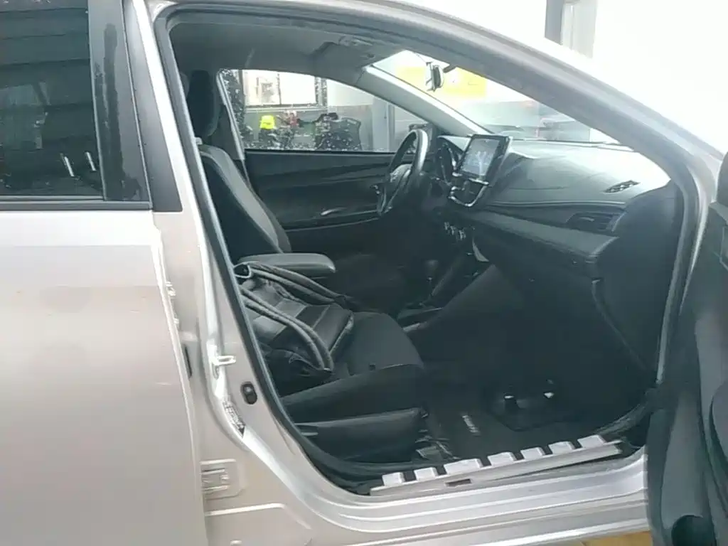 Toyota Vios FS 2022 — фото 25