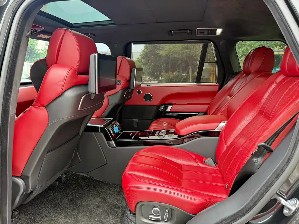 Land Rover Range Rover 2019 — фото 10