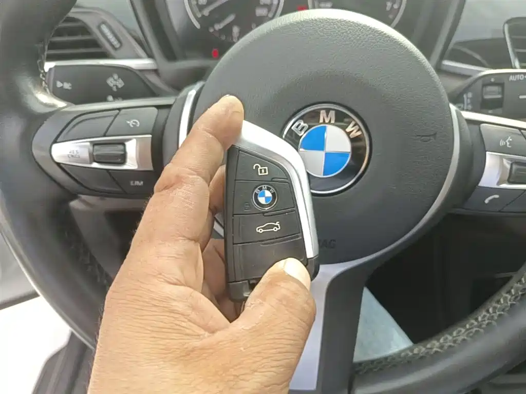 BMW X1 2021 — фото 9