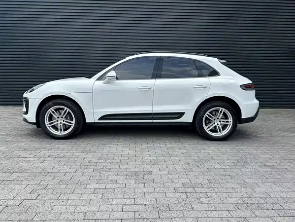 Porsche Macan 2024