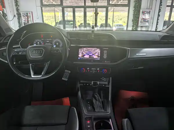 Audi Q3 2023