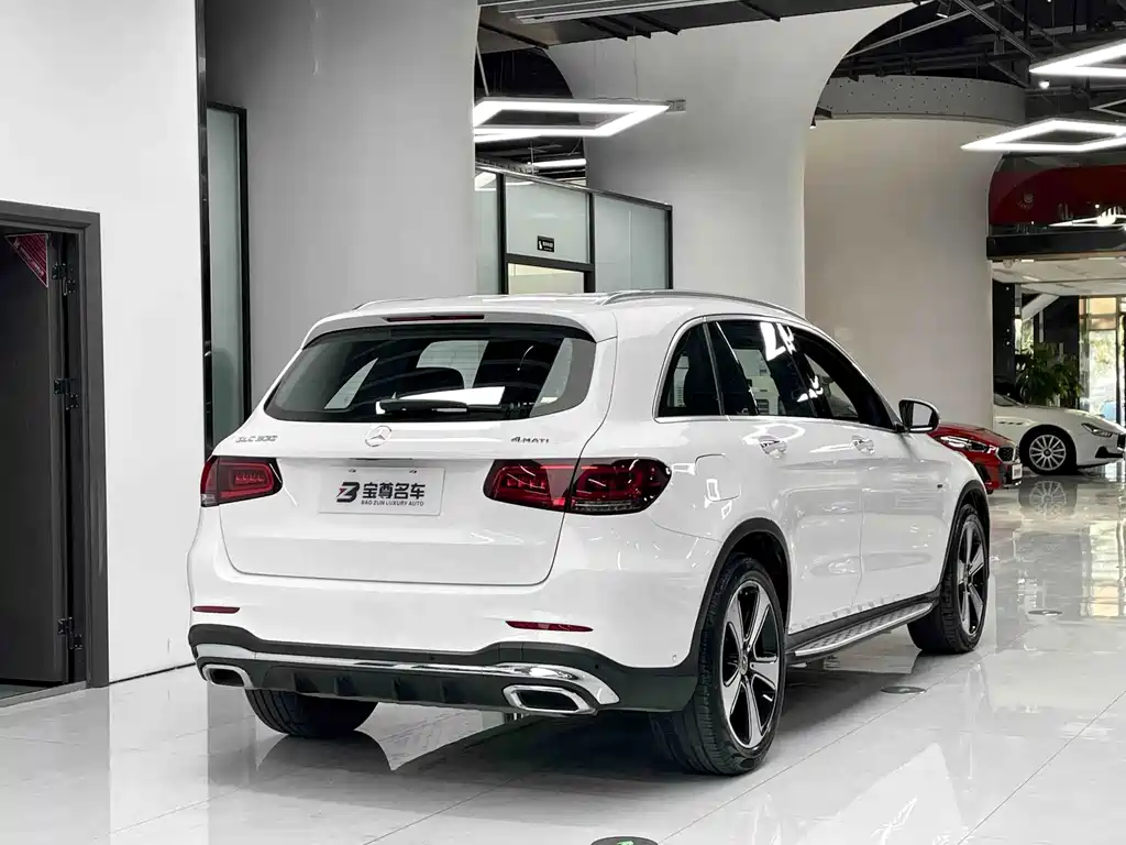 Mercedes-Benz GLC 2023 — фото 12