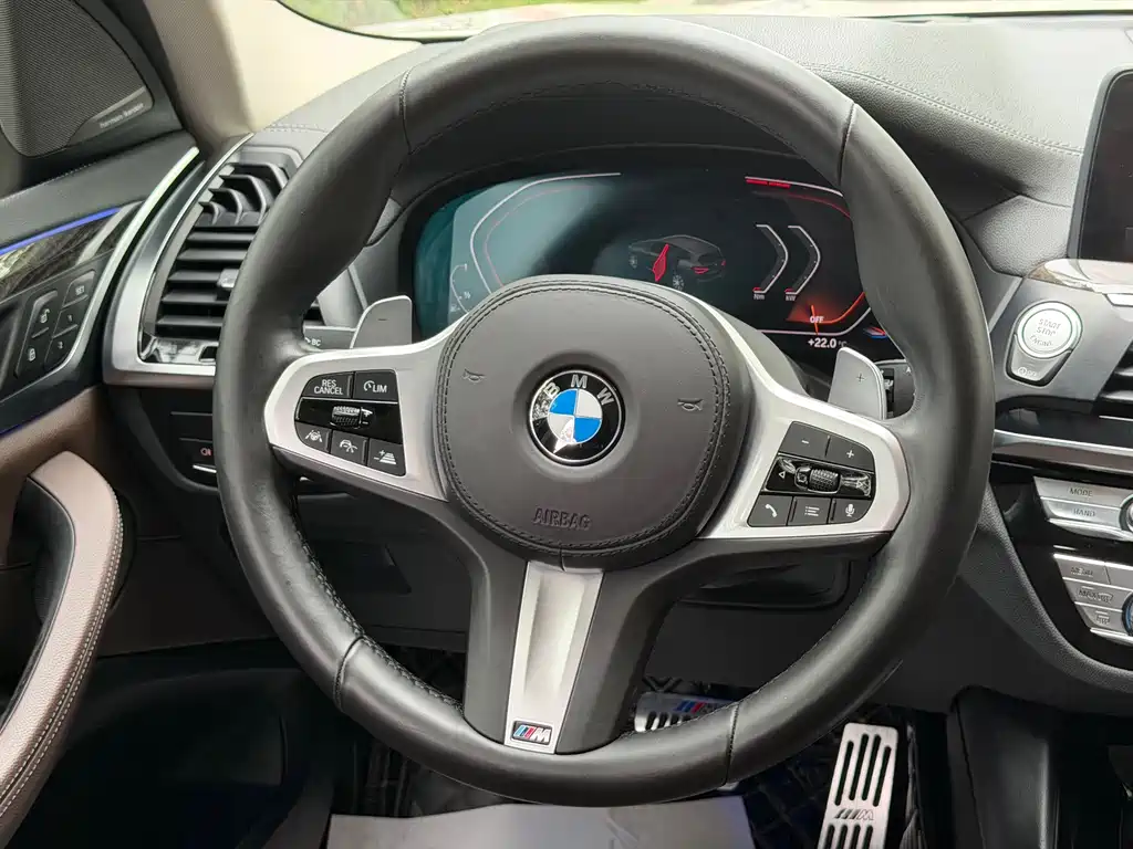 BMW X3 2020 — фото 15