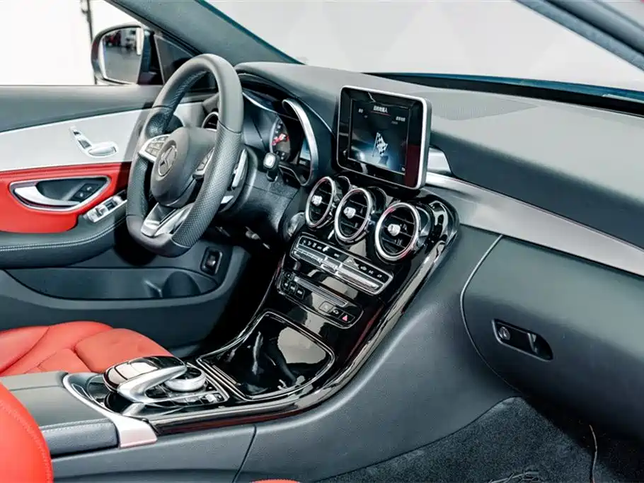 Mercedes-Benz C-Class 2017 — фото 18