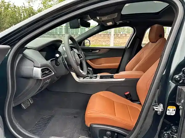 Jaguar XEL 2023