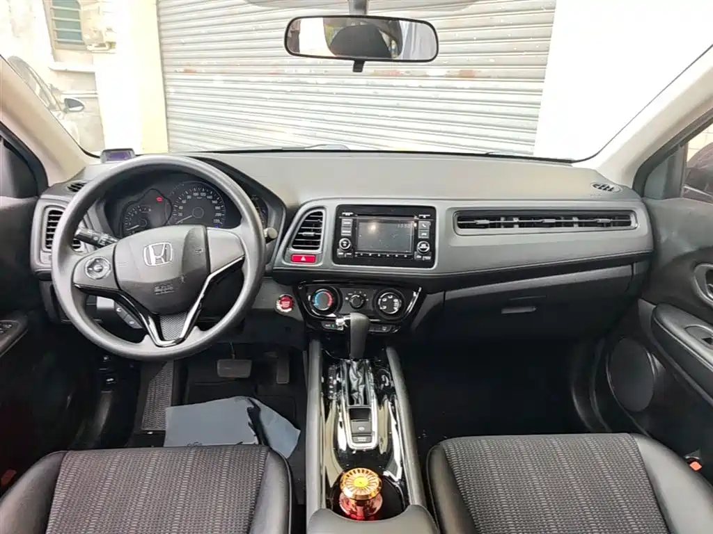 Honda Vezel 2018 — фото 10