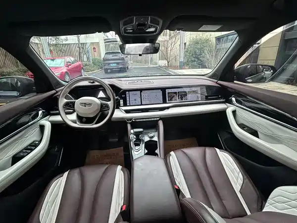 Geely Xingyue L 2021