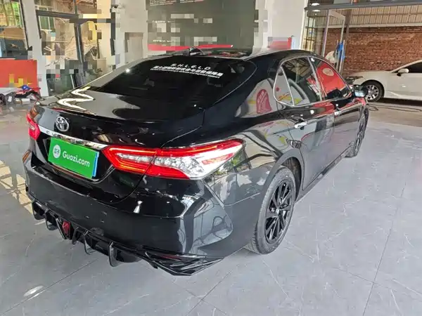Toyota Camry 2021