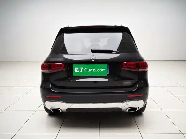 Mercedes-Benz GLB 2023