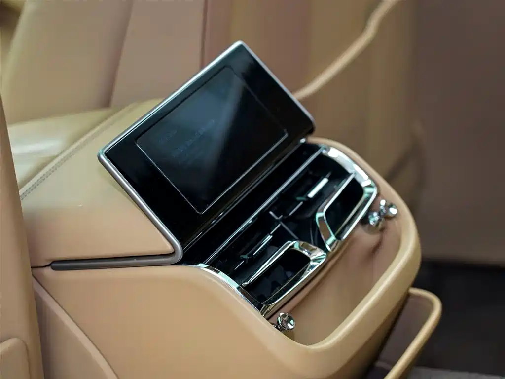 Bentley Flying Spur 2022 — фото 15