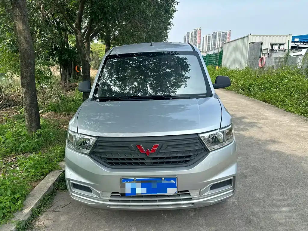 Wuling Hongguang V 2024 — фото 2