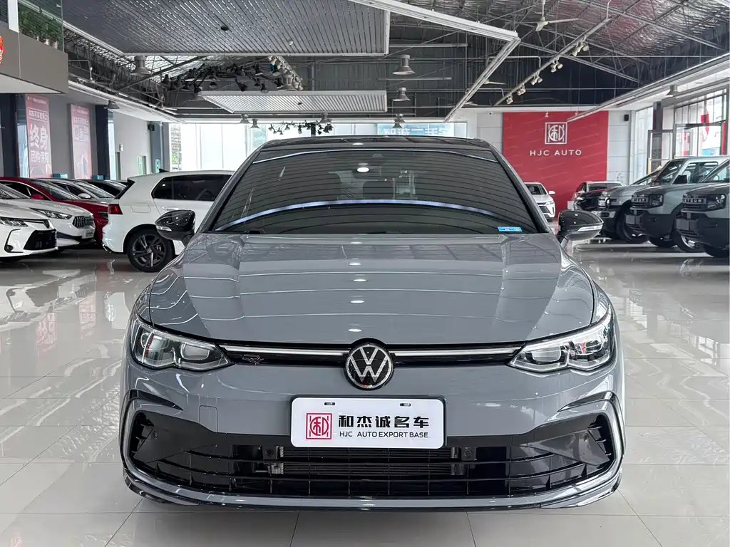 Volkswagen Golf 2021