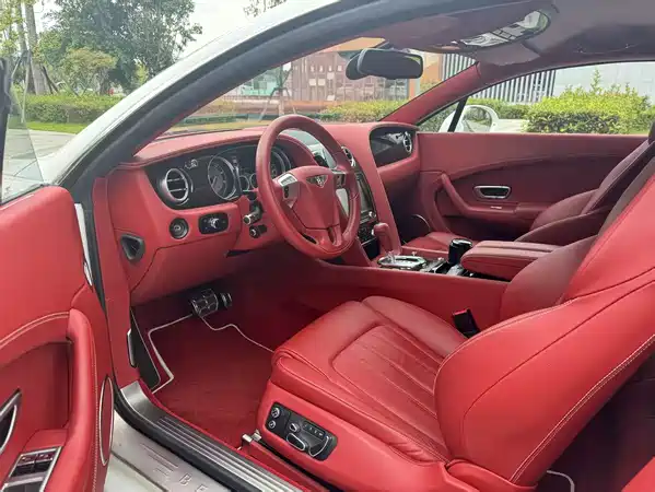 Bentley Continental 2012