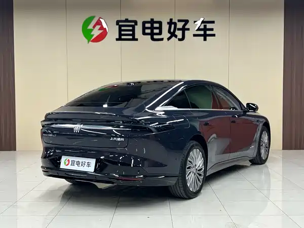 Buick Zhijing L7 2025