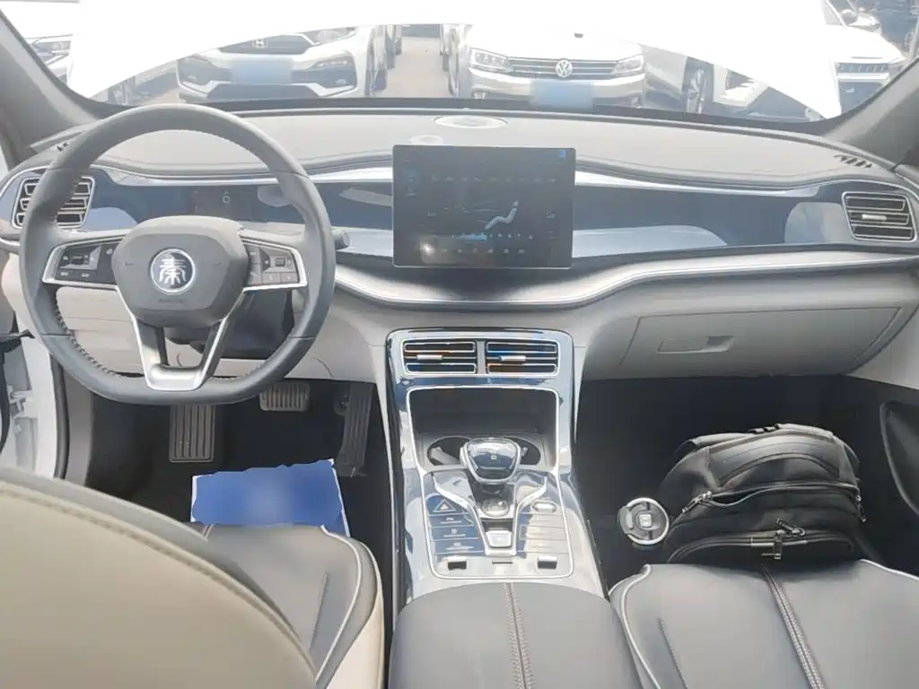 BYD Qin PLUS 2022 — фото 10