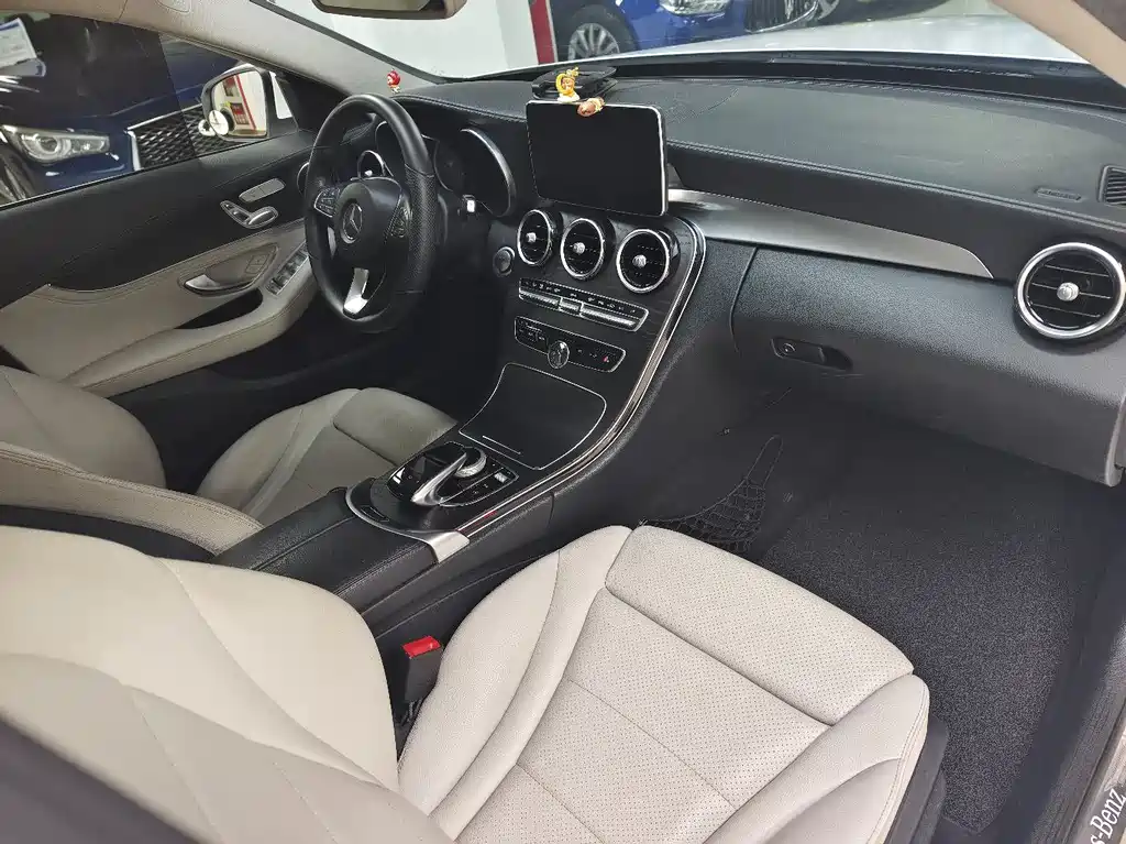 Mercedes-Benz C-Class 2015 — фото 13