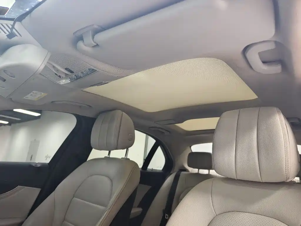 Mercedes-Benz C-Class 2015 — фото 17