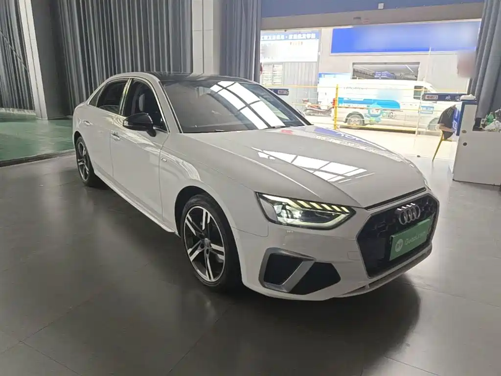 Audi A4L 2021 — фото 4