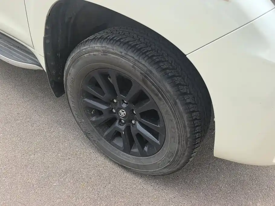 Toyota Prado 2018
