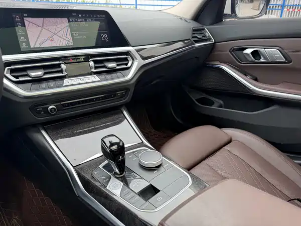 BMW 3 Series 2022