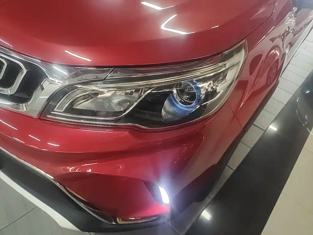 Geely Vision X3 2017 — фото 24