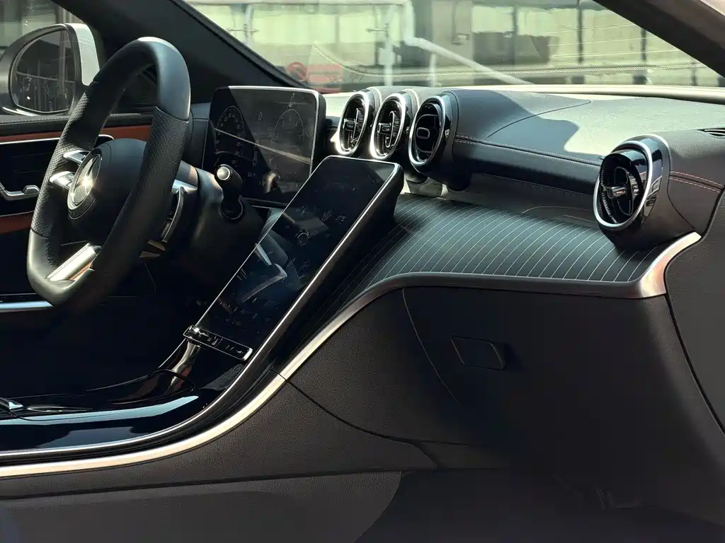 Mercedes-Benz C-Class 2022