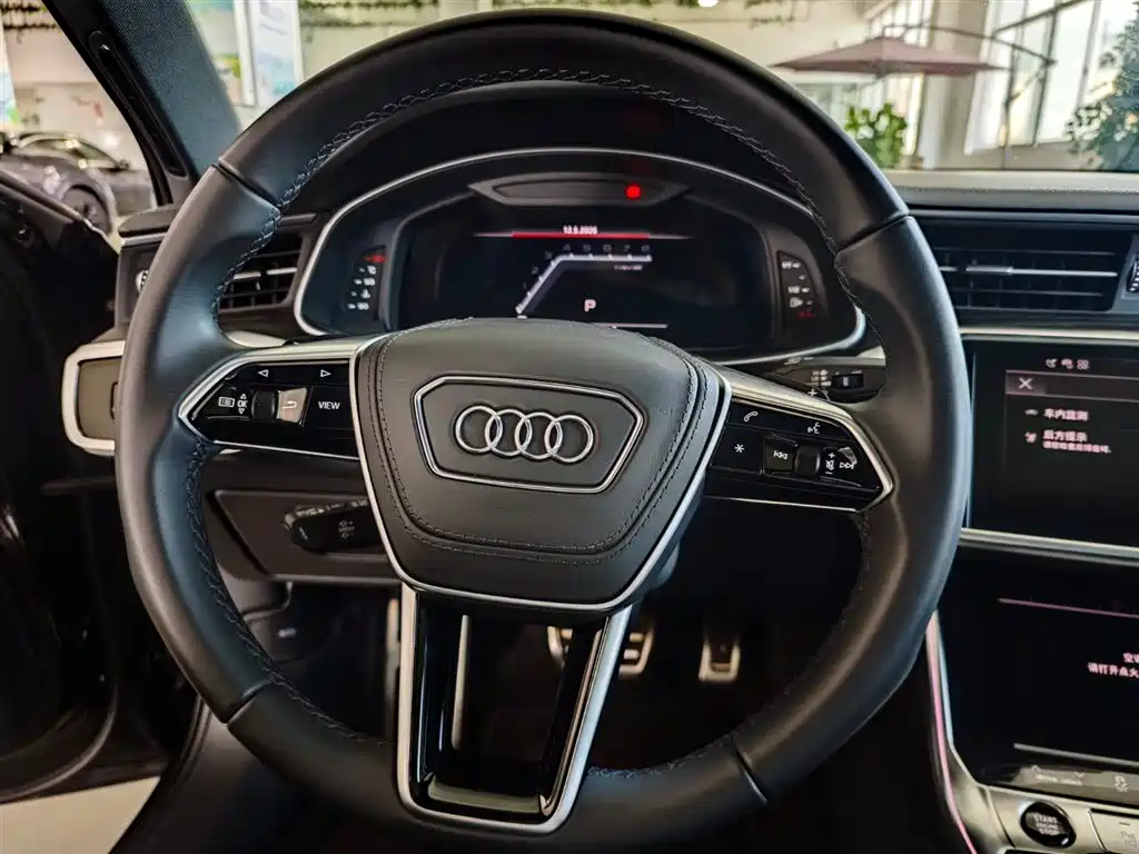 Audi A6L 2025 — фото 13