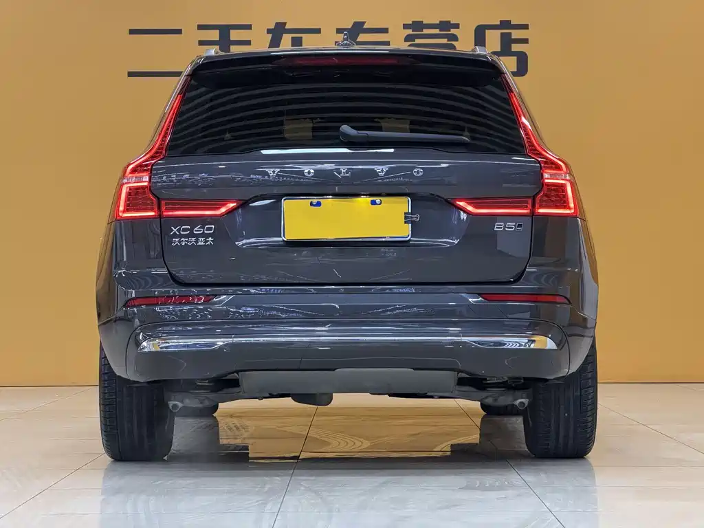 Volvo XC60 2021 — фото 4