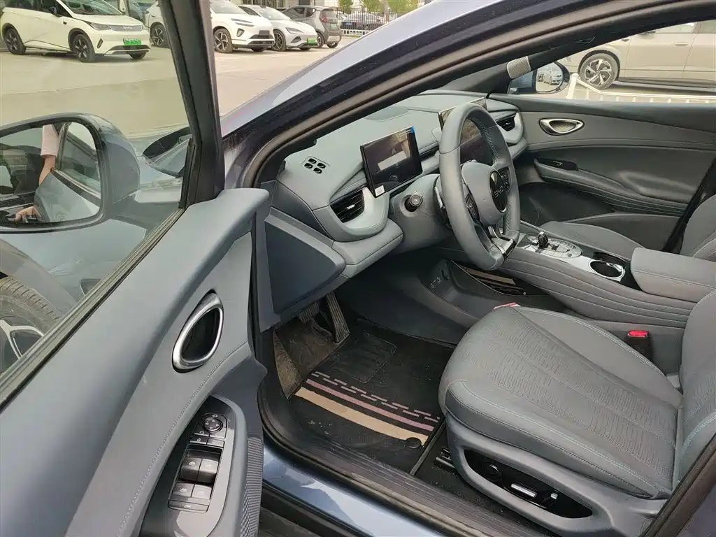 BYD Seal 06GT 2025 — фото 16
