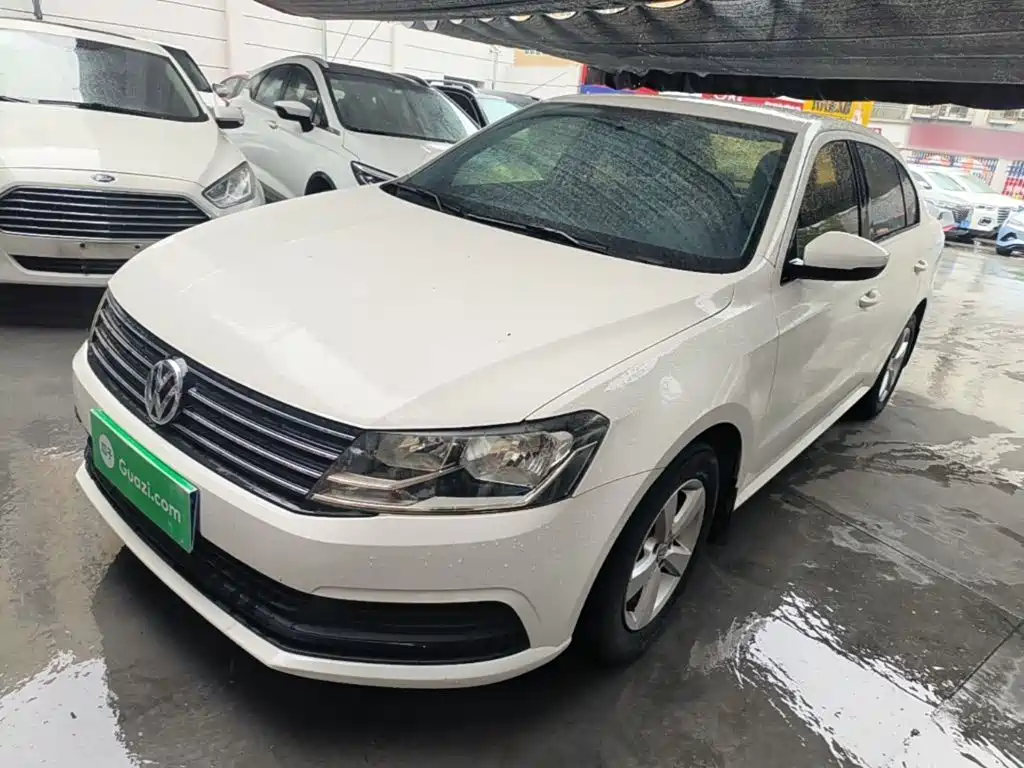 Volkswagen Lavida 2015