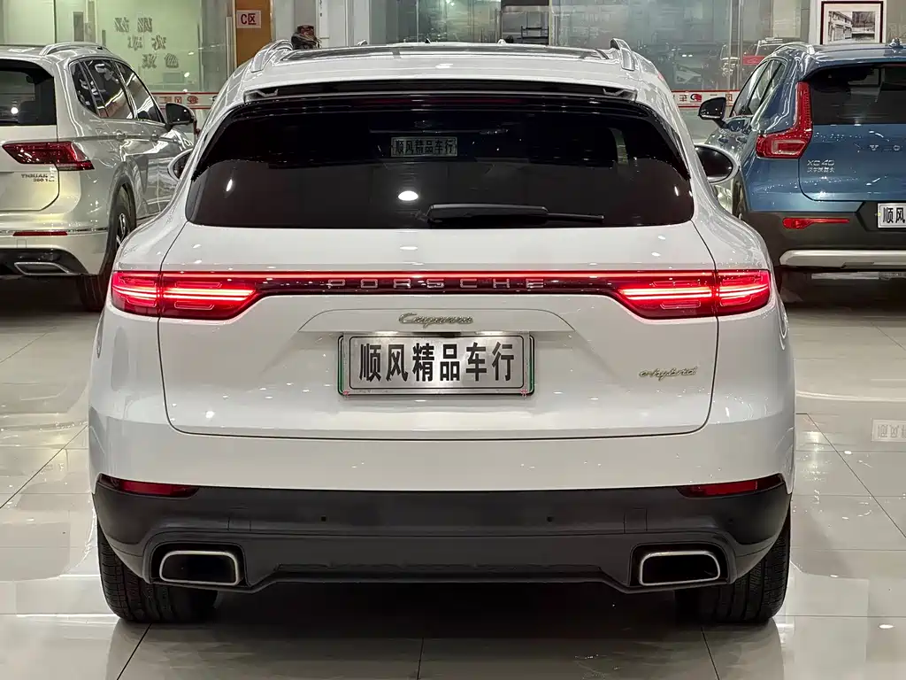 Porsche Cayenne New Energy 2019 — фото 4
