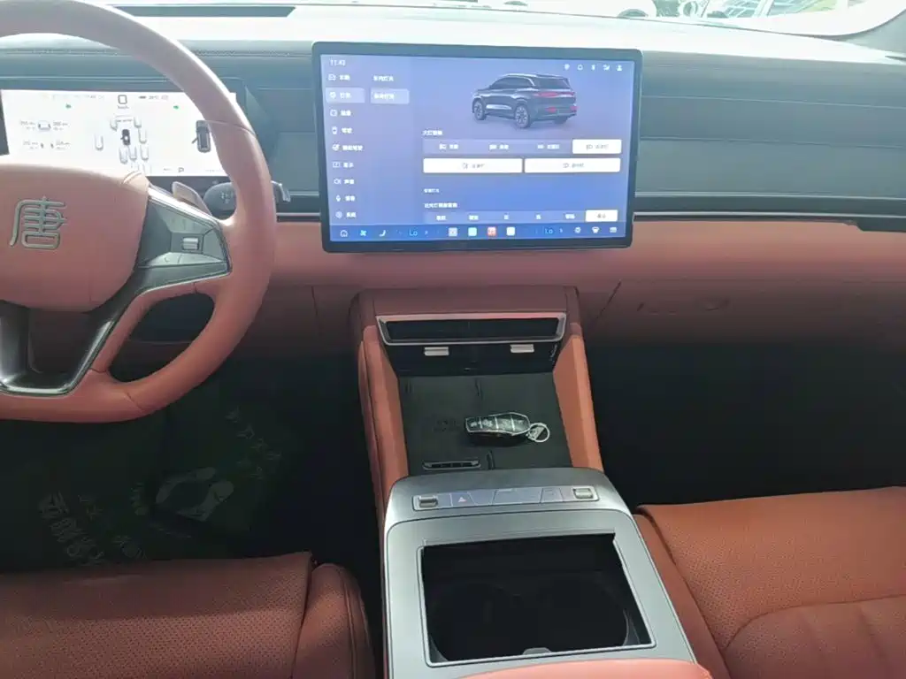 BYD Tang L 2025