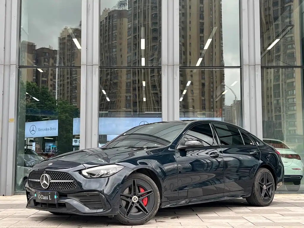 Mercedes-Benz C-Class 2024