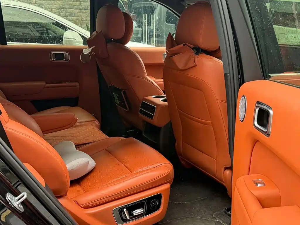Li Auto Li L8 2024