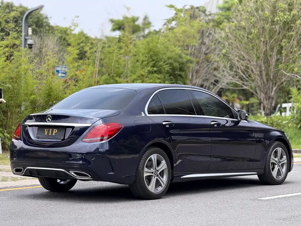 Mercedes-Benz C-Class 2020 — фото 16