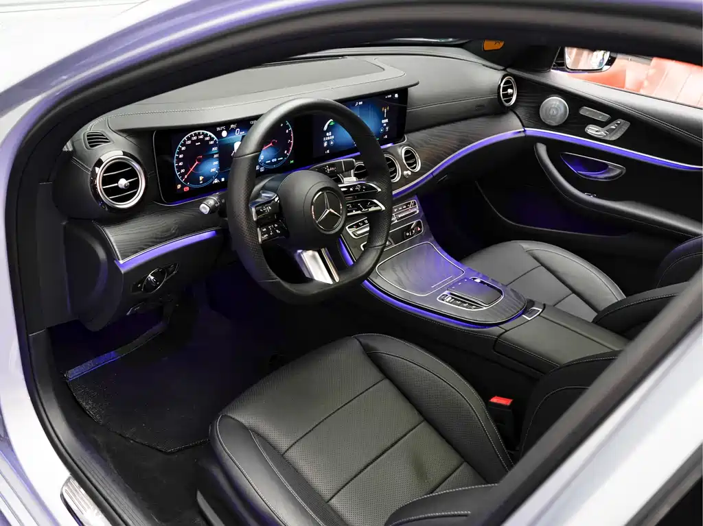 Mercedes-Benz E-Class 2020 — фото 10