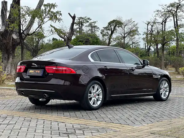 Jaguar XEL 2019