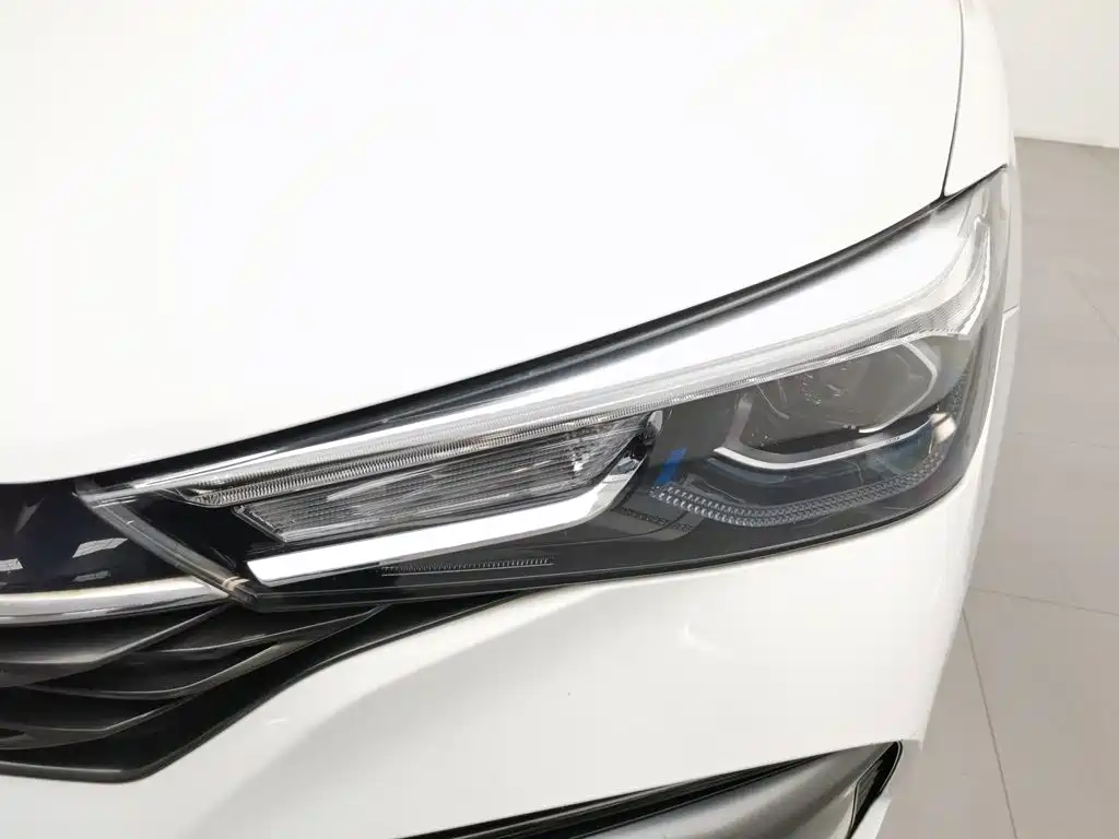 Roewe i5 2021