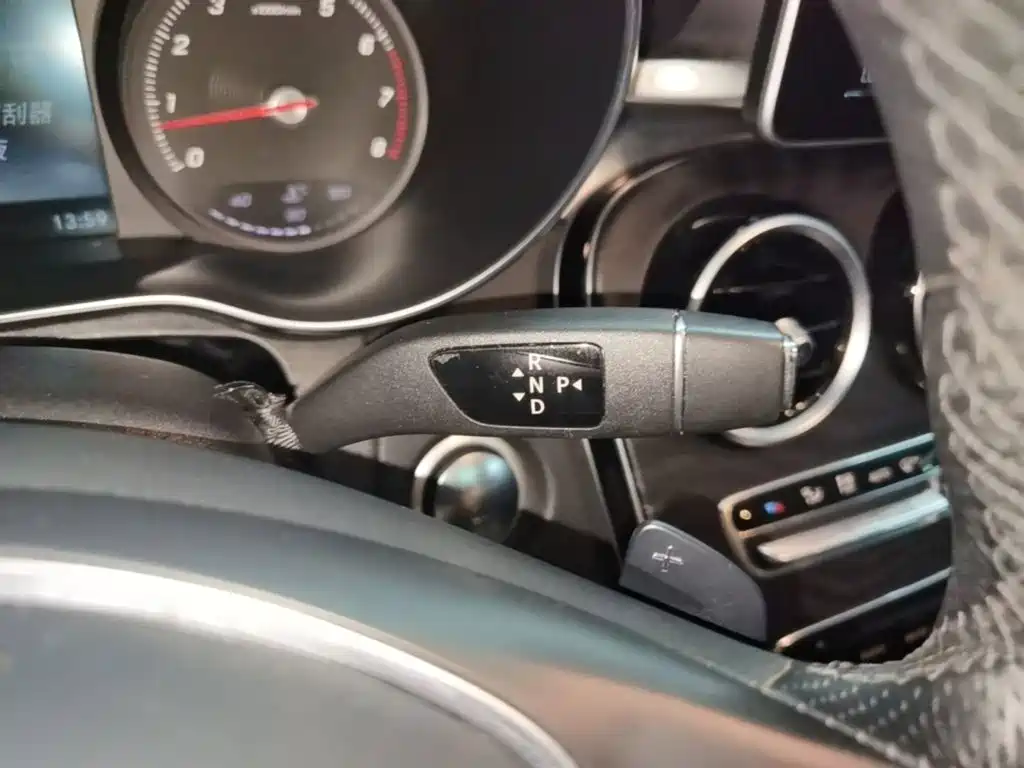 Mercedes-Benz C-Class 2015 — фото 10