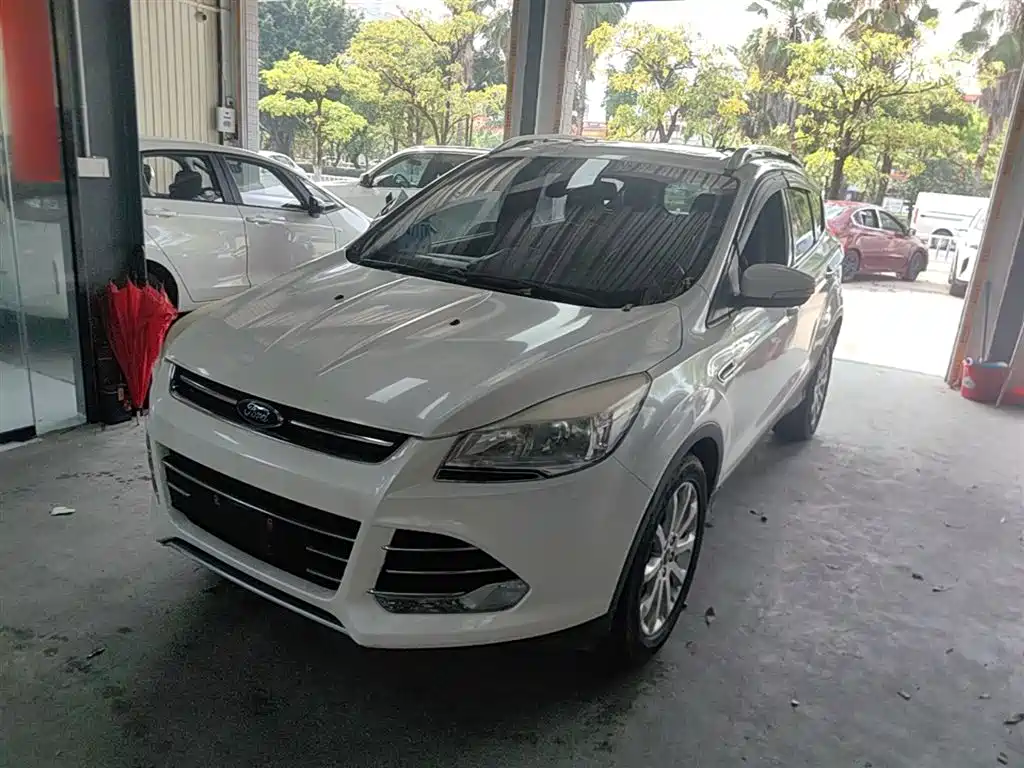 Ford Kuga 2015 — фото 2